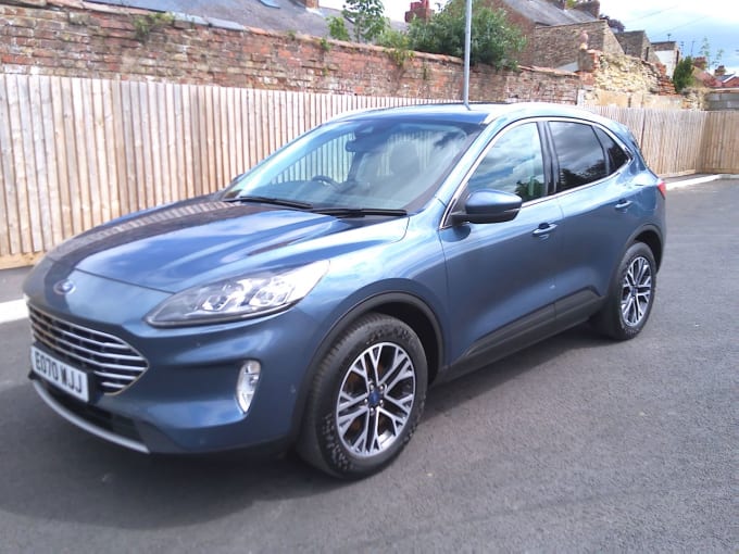 2025 Ford Kuga