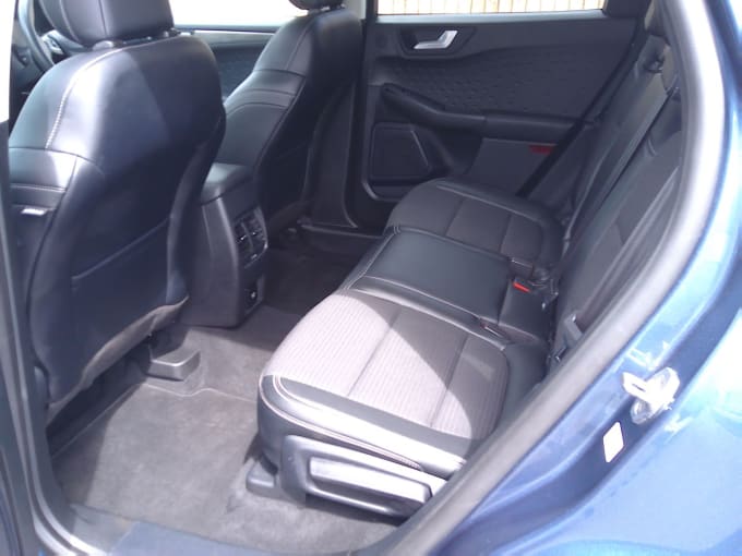 2025 Ford Kuga