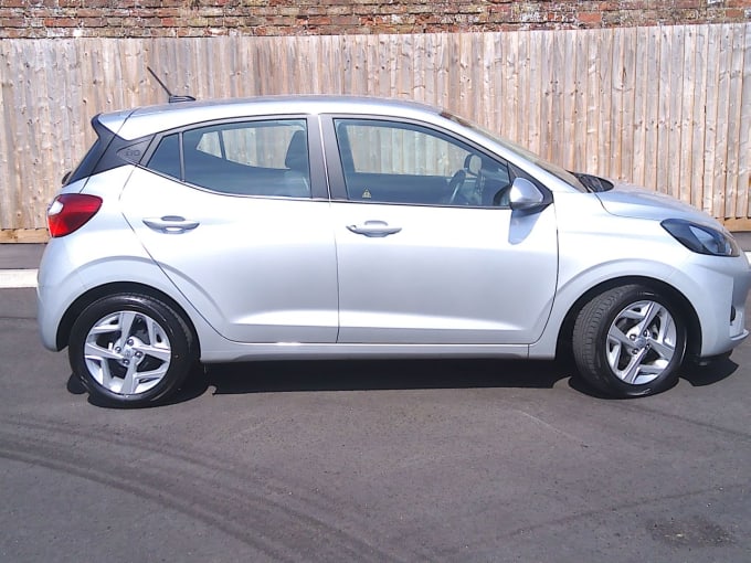 2025 Hyundai I10