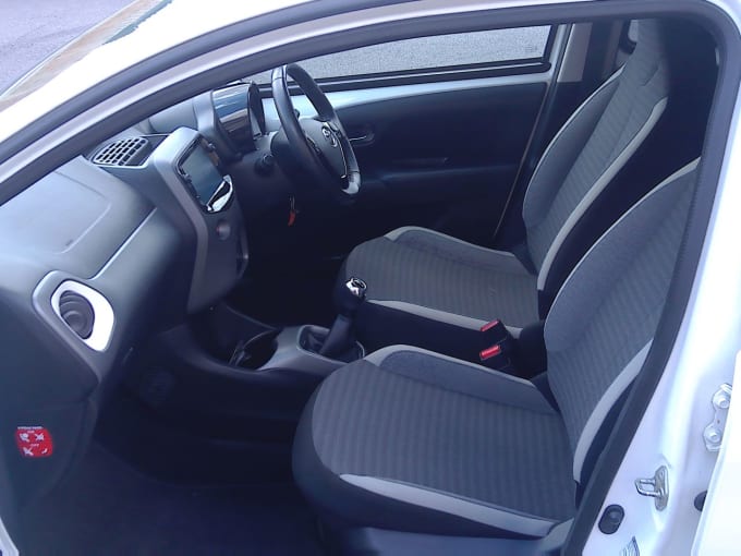 2025 Toyota Aygo