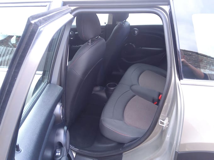 2025 Mini Hatch