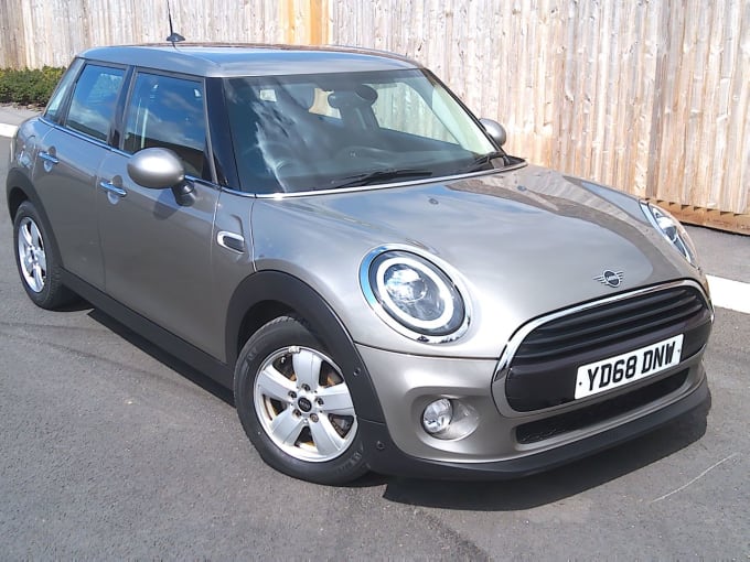 2025 Mini Hatch