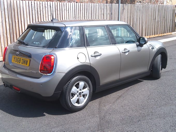 2025 Mini Hatch