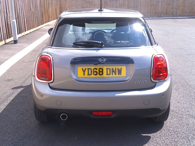 2025 Mini Hatch