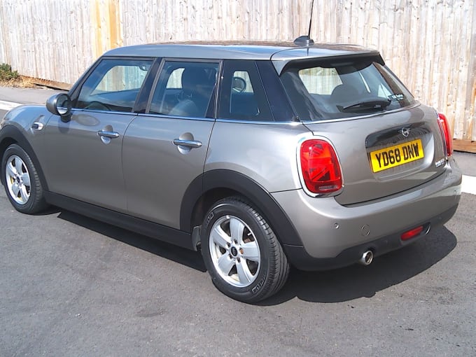 2025 Mini Hatch