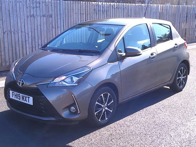 2025 Toyota Yaris