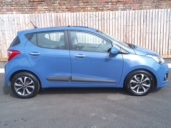 2025 Hyundai I10