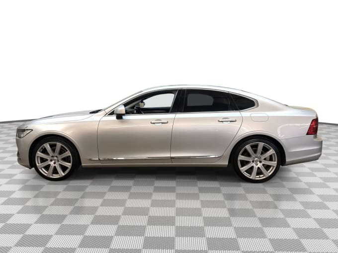 2017 Volvo S90