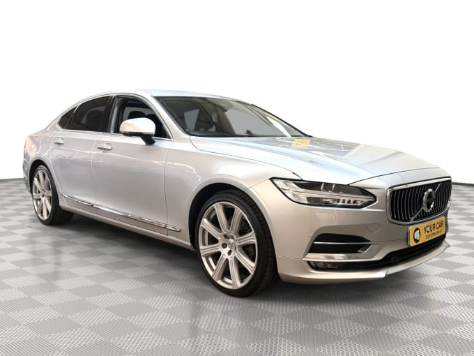 2017 Volvo S90