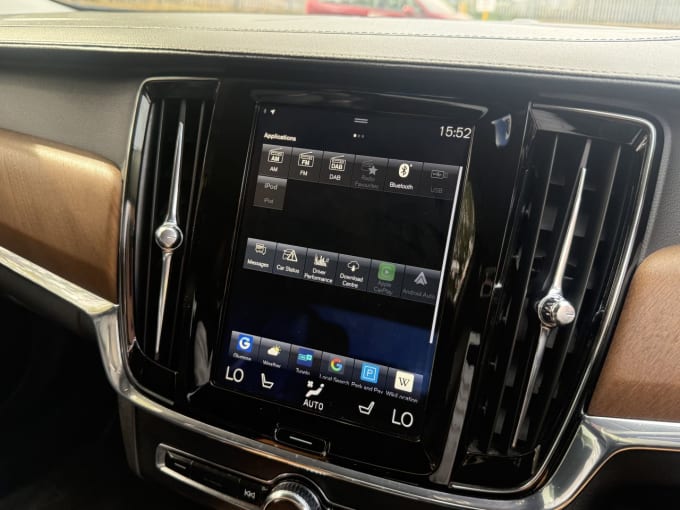 2017 Volvo S90