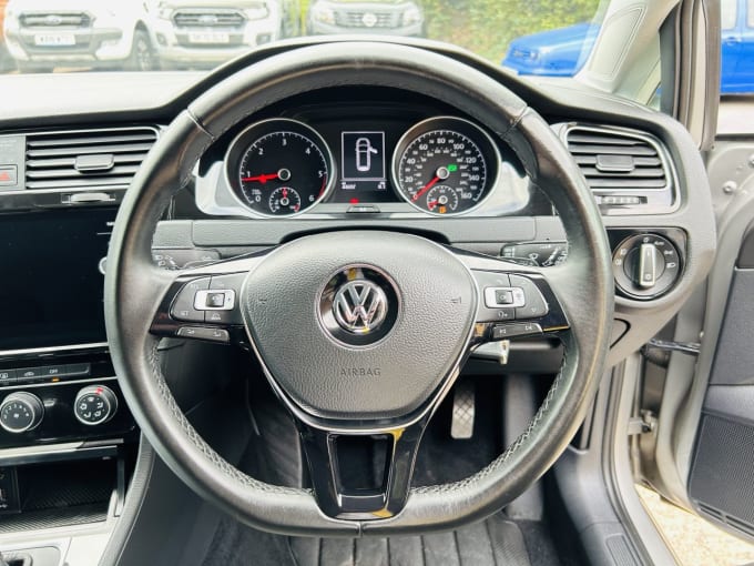 2024 Volkswagen Golf