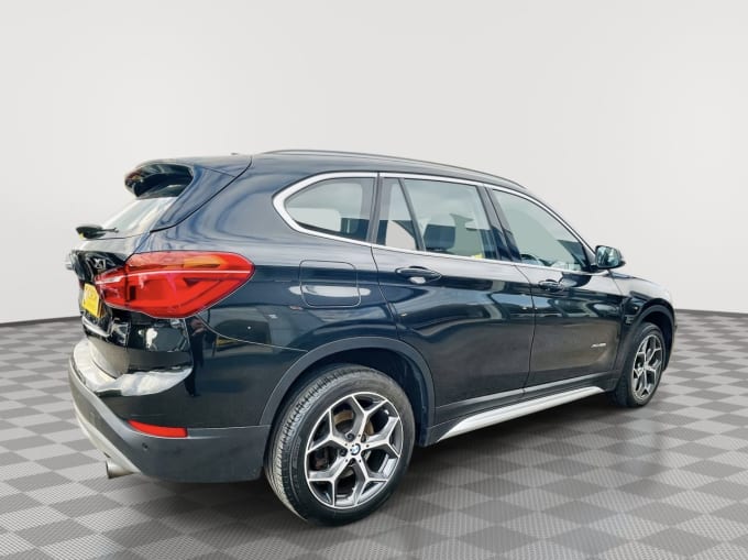 2024 BMW X1