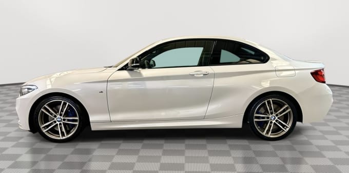 2025 BMW M240i