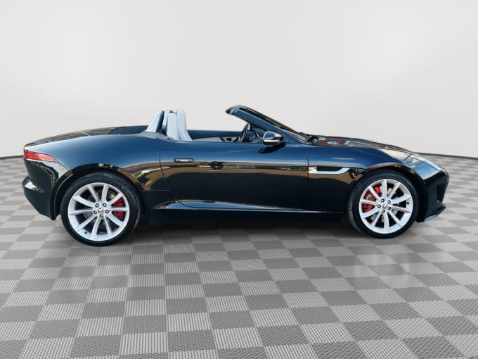 2024 Jaguar F-type