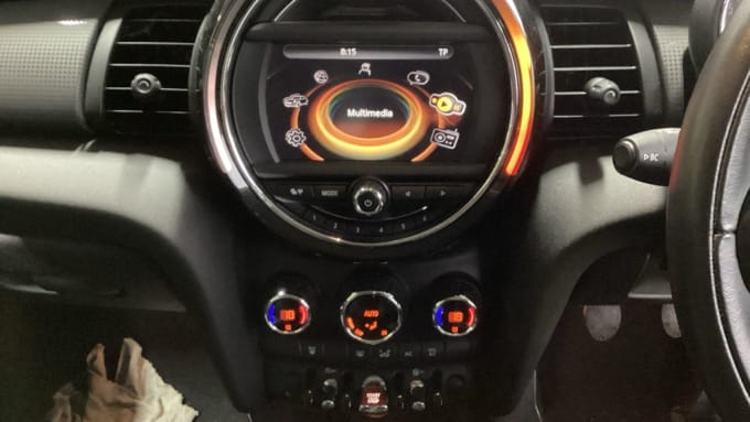 2024 Mini Hatch