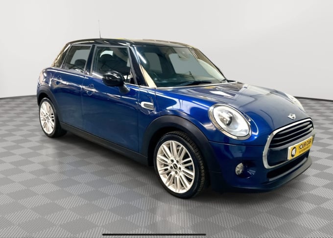 2025 Mini Hatch