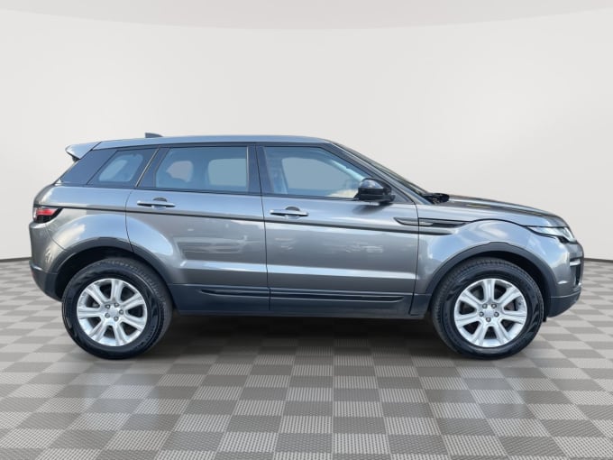 2025 Land Rover Range Rover Evoque