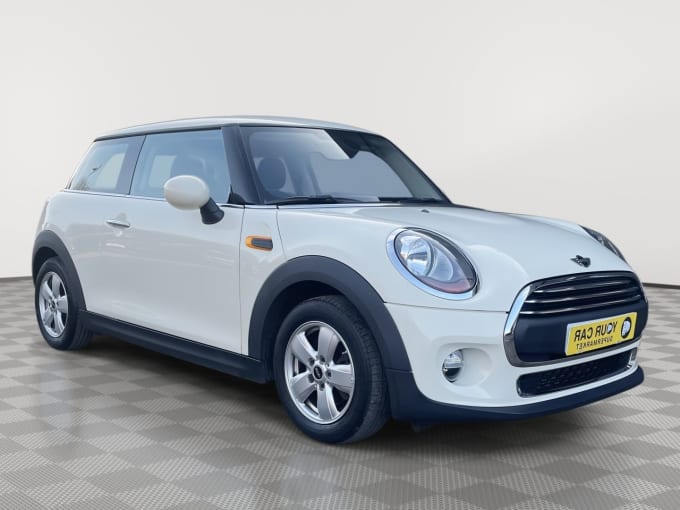 2025 Mini Hatch