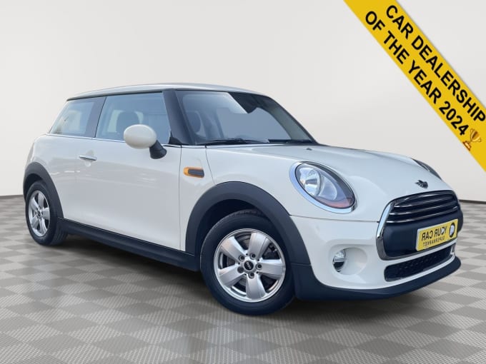 2025 Mini Hatch