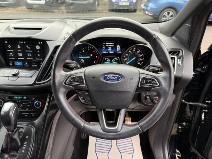 2025 Ford Kuga