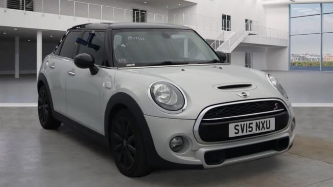 2025 Mini Hatch