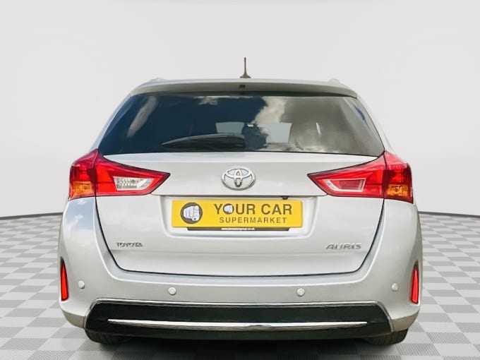 2013 Toyota Auris