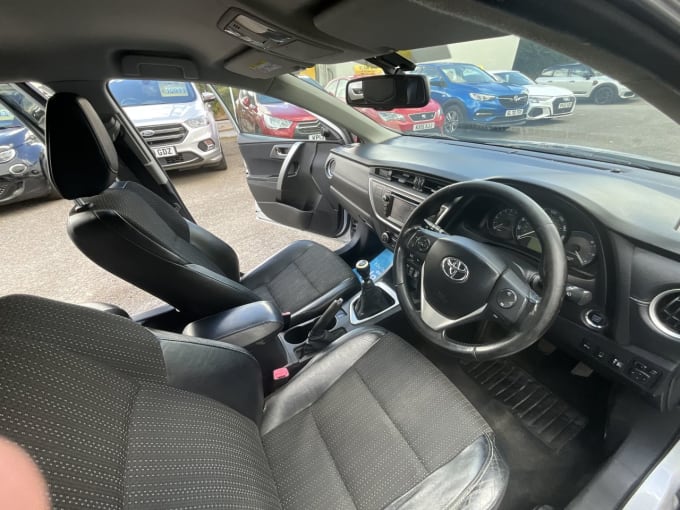 2013 Toyota Auris