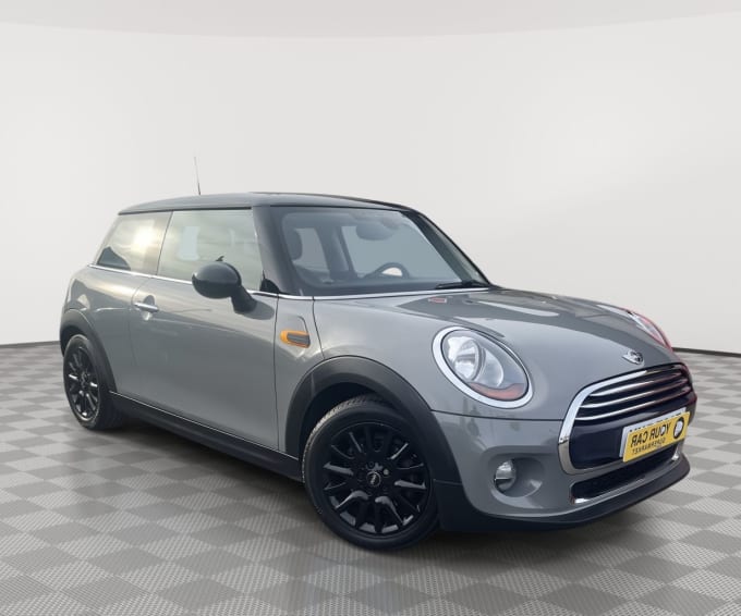 2025 Mini Hatch