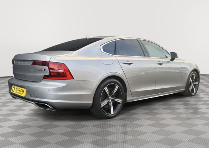 2025 Volvo S90