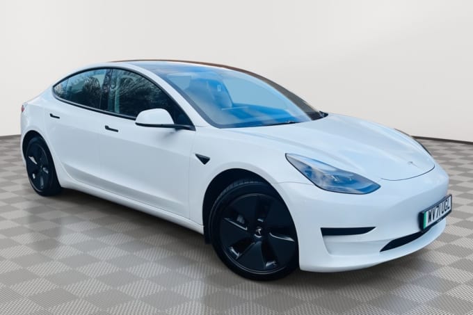 2025 Tesla Model 3