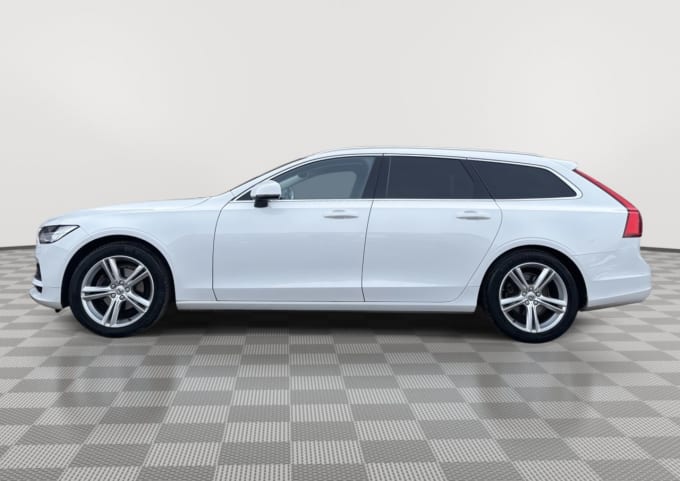 2025 Volvo V90