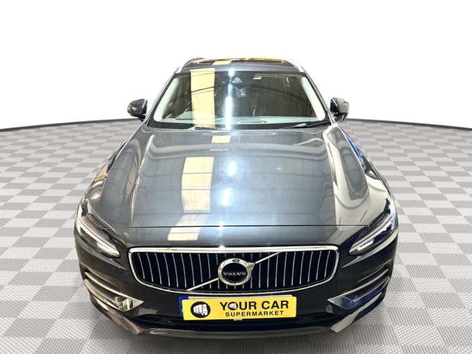 2025 Volvo V90