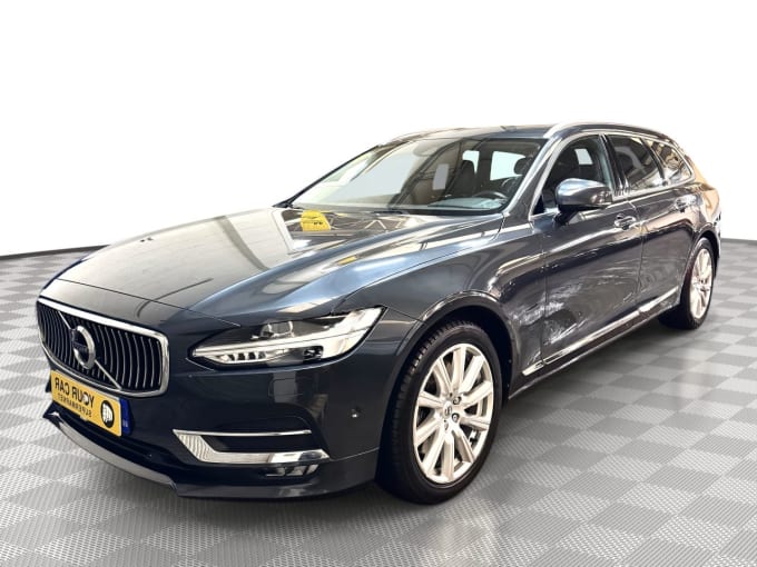 2025 Volvo V90