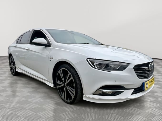 2025 Vauxhall Insignia