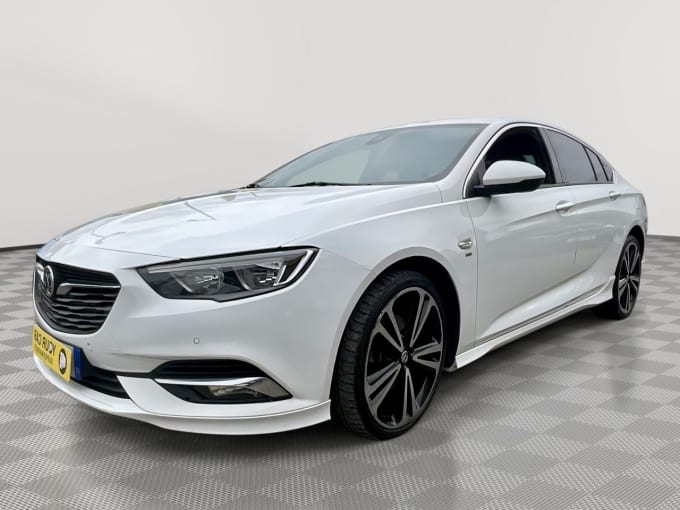 2025 Vauxhall Insignia