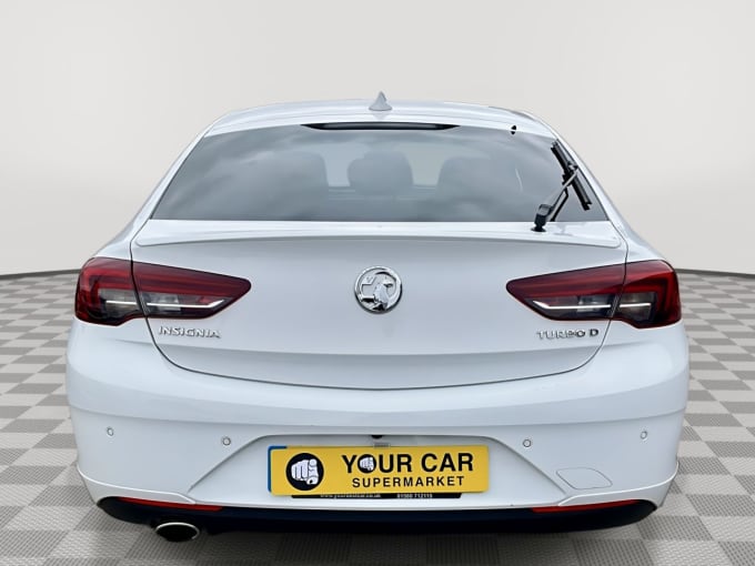 2025 Vauxhall Insignia