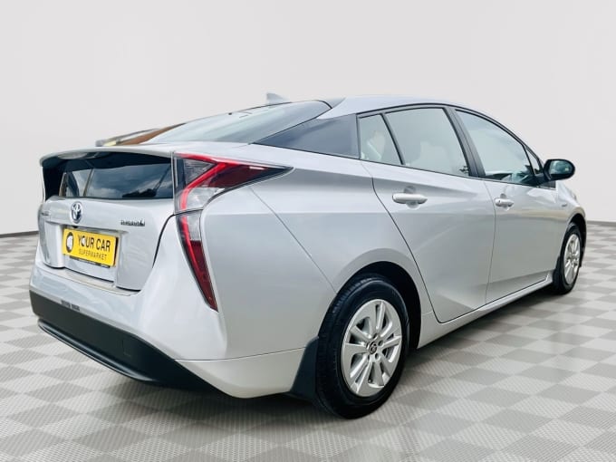 2025 Toyota Prius