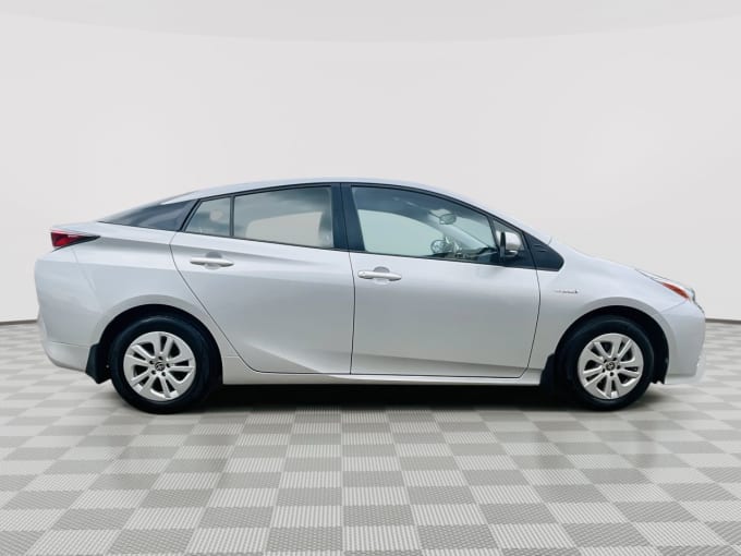 2025 Toyota Prius