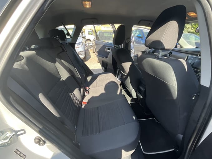 2025 Toyota Auris