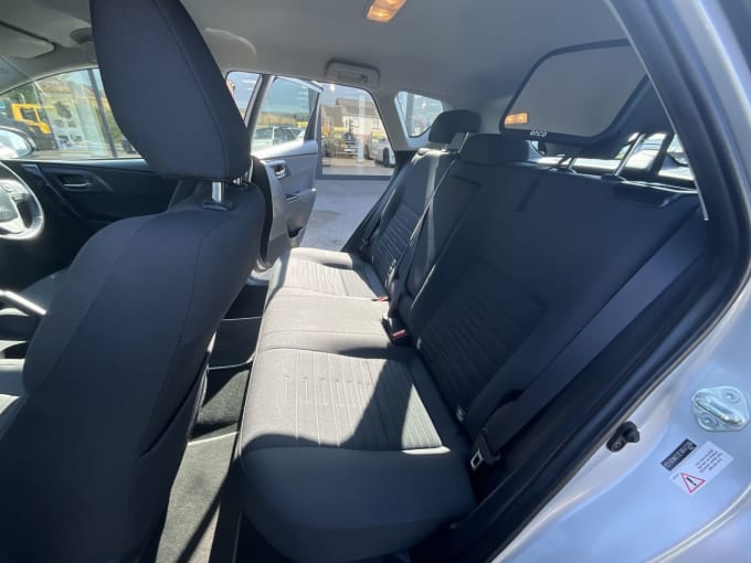 2025 Toyota Auris