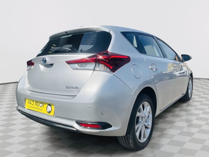 2025 Toyota Auris