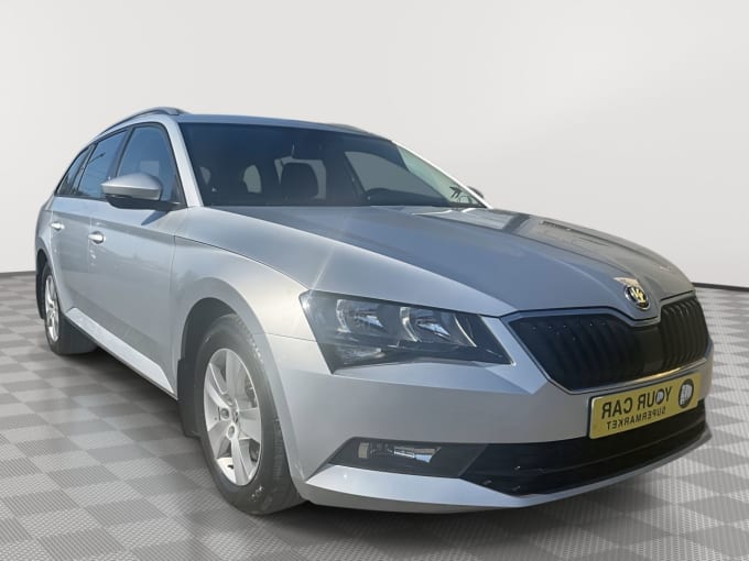 2025 Skoda Superb
