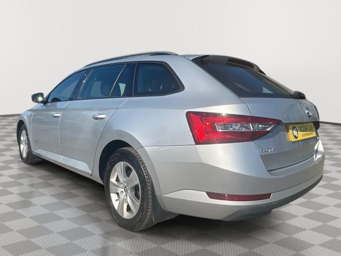 2025 Skoda Superb