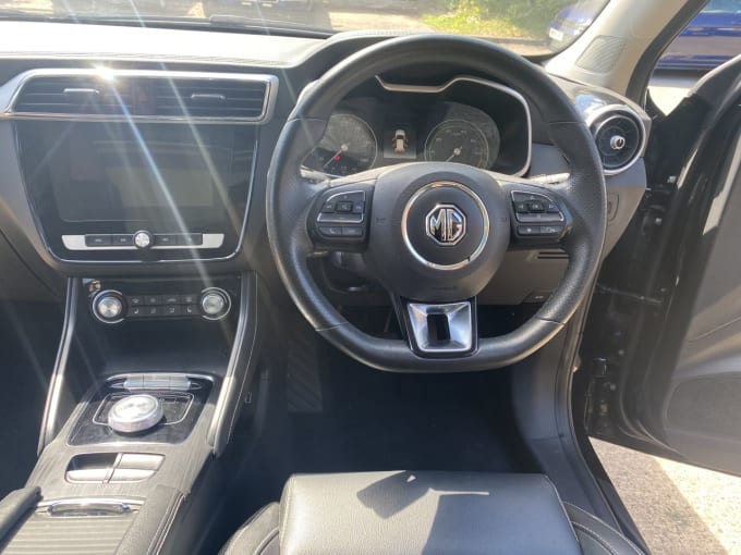 2025 Mg Mg Zs
