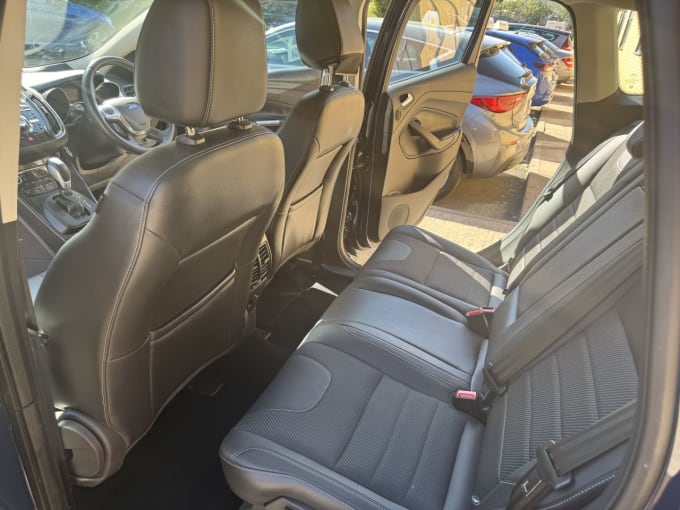 2025 Ford Kuga