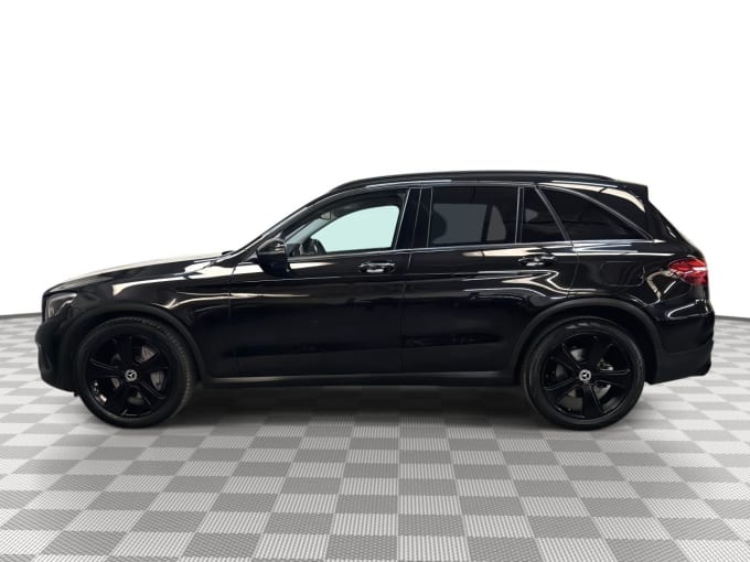 2025 Mercedes-benz Glc