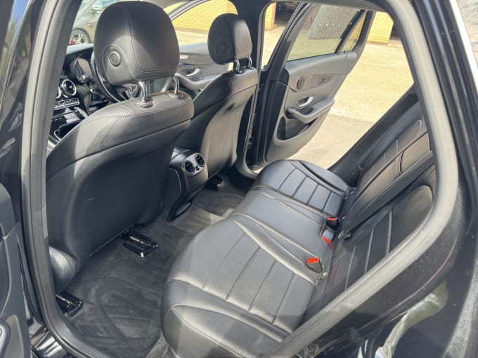 2025 Mercedes-benz Glc