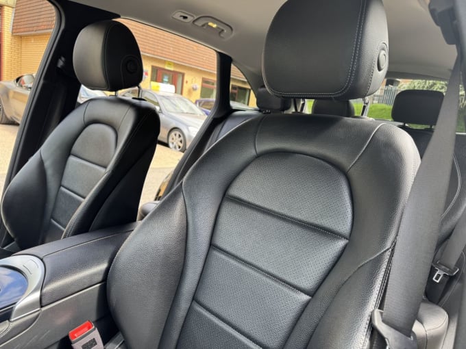 2025 Mercedes-benz Glc