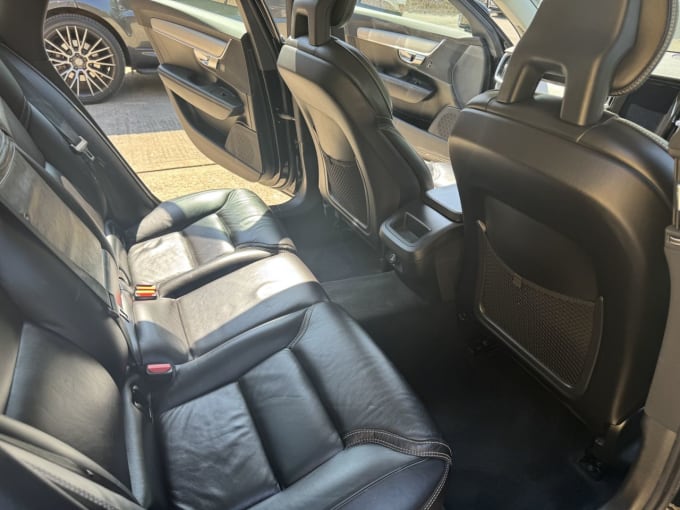 2017 Volvo S90