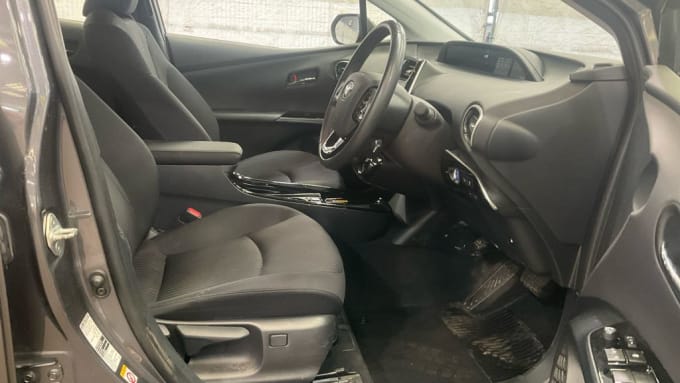 2025 Toyota Prius